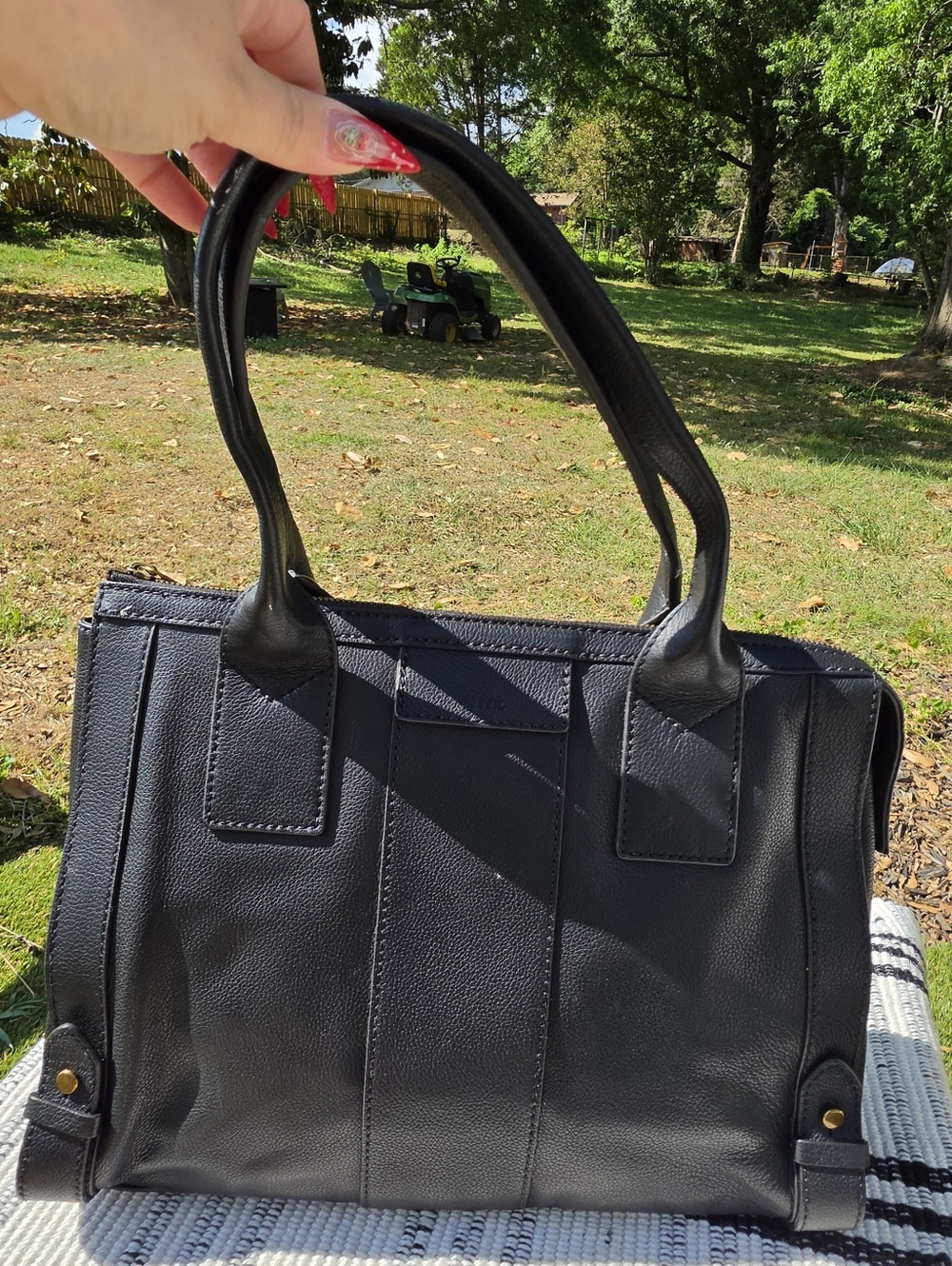 New Fossil Women's Gwen Leather Satchel Bags